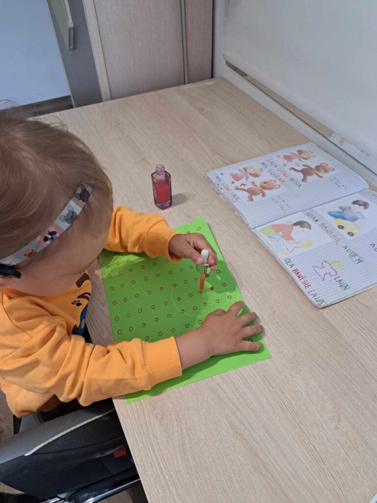 Terapia ręki w LOGO SENSUM Busko-Zdrój, zdjęcie 1