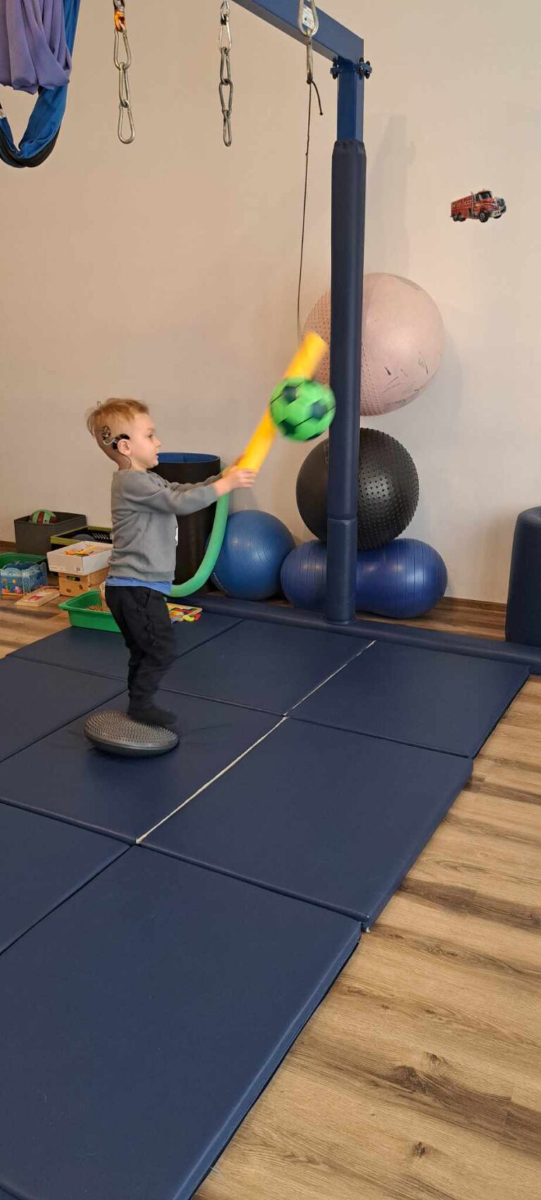 Integracja sensoryczna (SI) w LOGO SENSUM Busko-Zdrój, zdjęcie 5