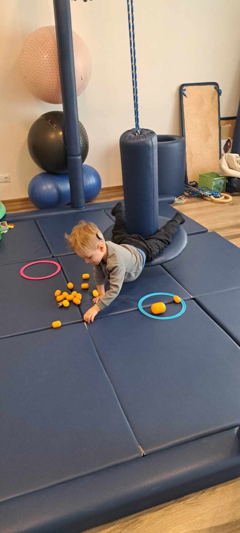 Integracja sensoryczna (SI) w LOGO SENSUM Busko-Zdrój, zdjęcie 4